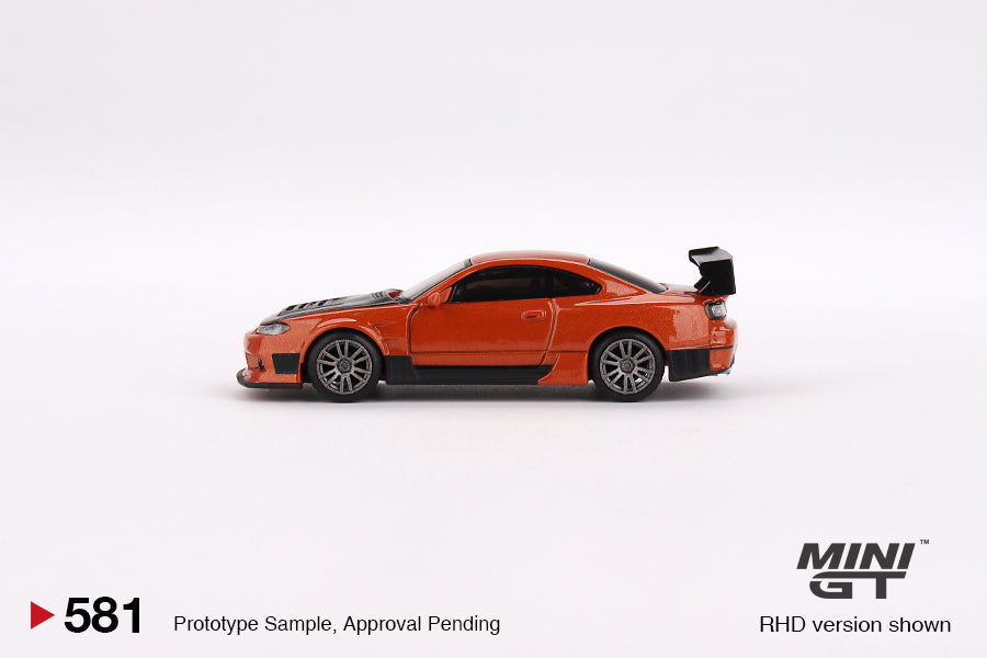 Mini-GT Nissan Silvia S15 D-MAX Metallic Orange #581 1:64 MGT0581-4