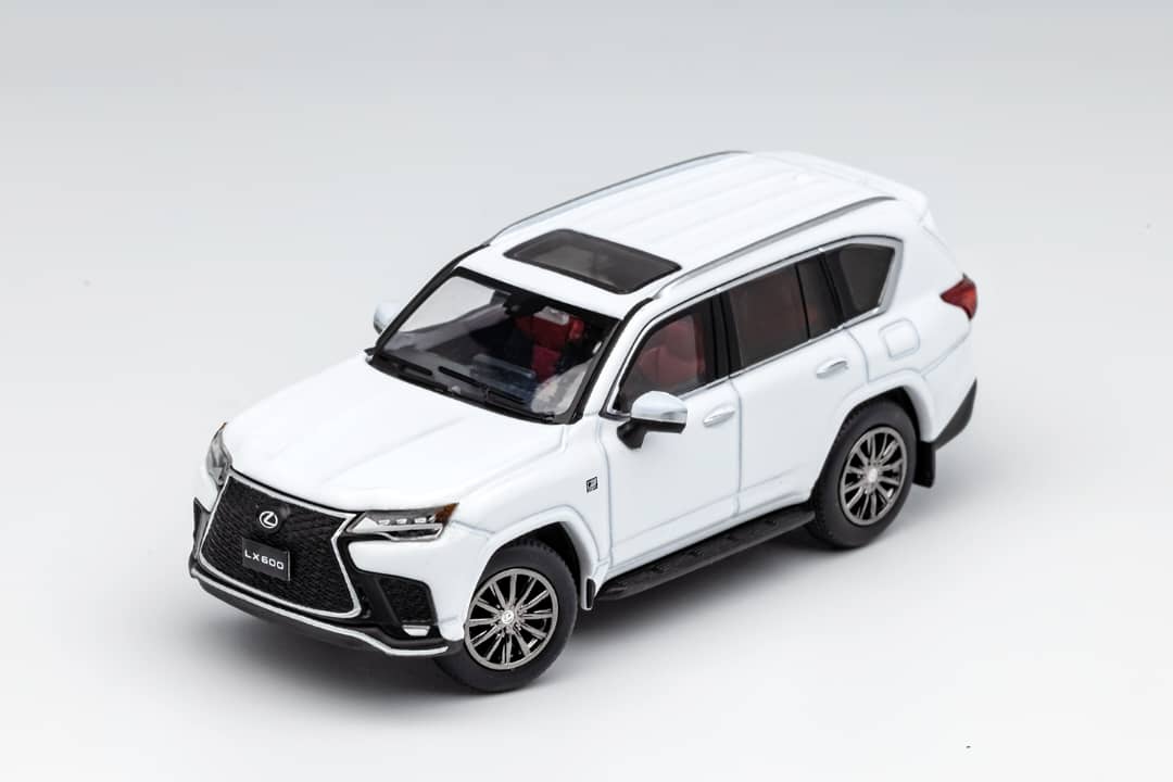 GCD Lexus LX600 Sport BLACK / SPORT LATTE / WHITE 1:64-3