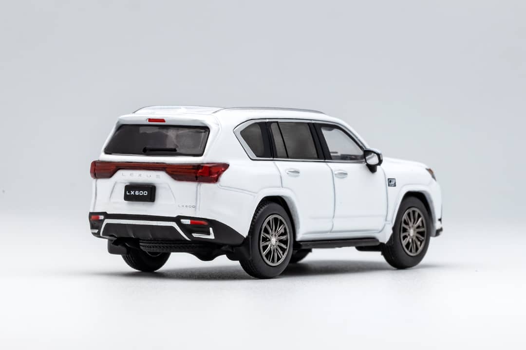 GCD Lexus LX600 Sport BLACK / SPORT LATTE / WHITE 1:64-4