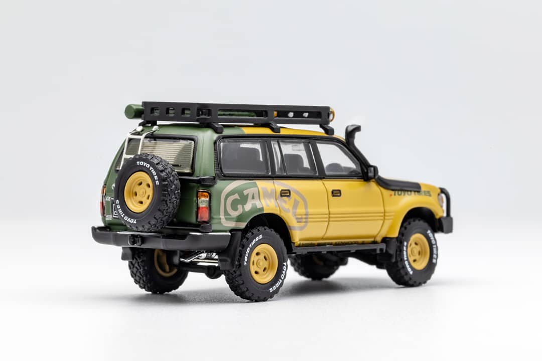 GCD Toyota Land Cruiser LC80 Camel Cup Version With Accessories 1:64-4