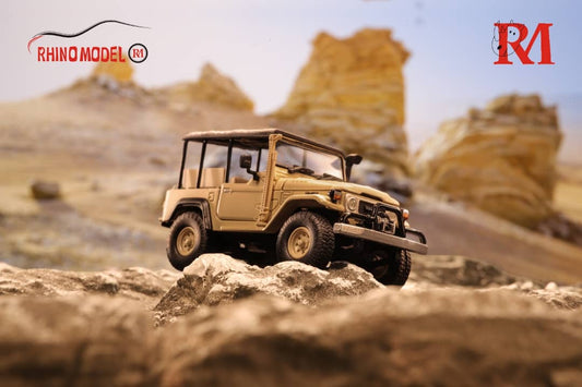 Rhino Model Toyota Land Cruiser FJ40 Pick Up Desert Yellow 1:64 Limited to 888 Pcs-0