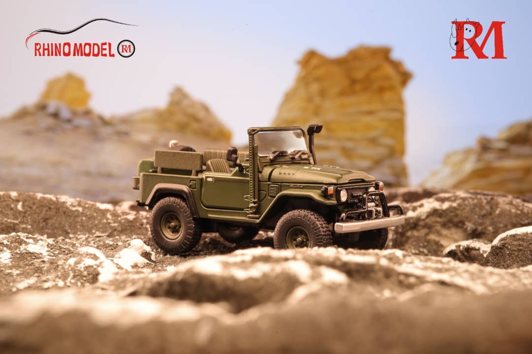 Rhino Model Toyota Land Cruiser FJ40 Pick Up Army Green 1:64 Limited to 888 Pcs-2