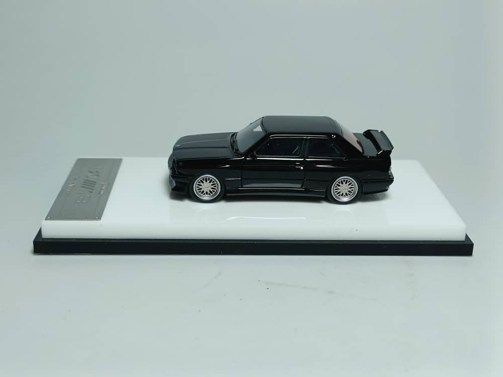 (Pre-Order) ScaleMini BMW M3 E30 Gloss Black Limited to 499 Pcs 1:64 Resin-4