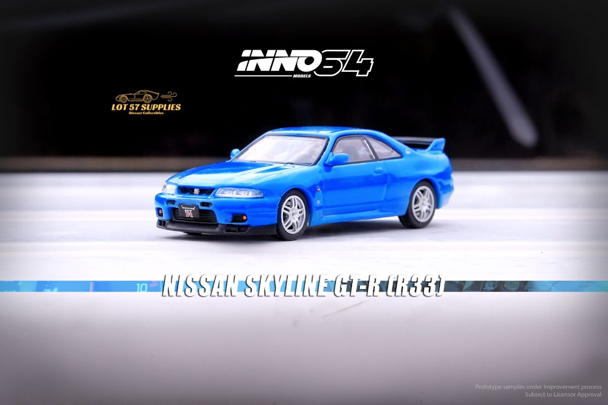 Inno64 Nissan Skyline GT-R (R33) in Blue 1:64-1