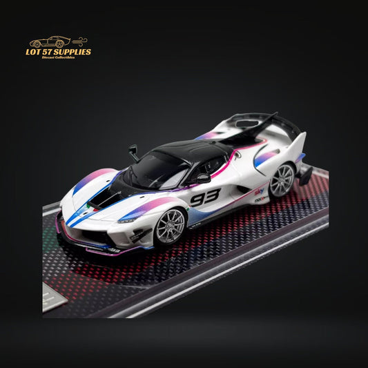 U2 FXX-K Evo White #93 Resin Limited Edition 1:64-0